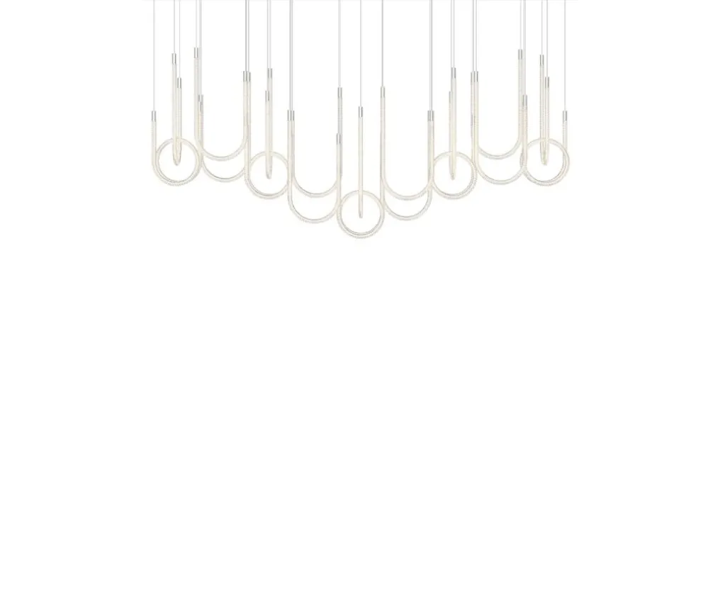 18-light chandelier: Illuminate your vast interiors